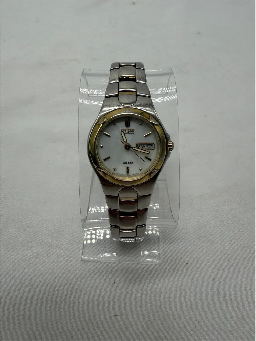 Citizen Eco-Drive Watch Women 25mm Silver Gold Tone E000-K17578 Day Date